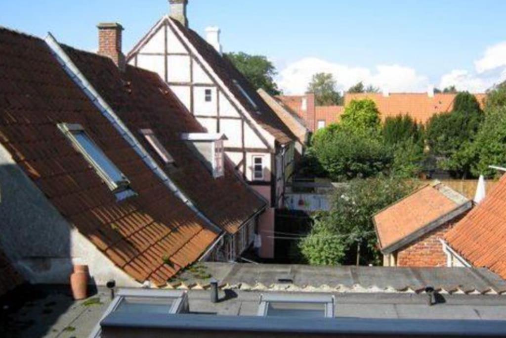Skon Lejlighed I Aeroskobing. Apartamento Exterior foto