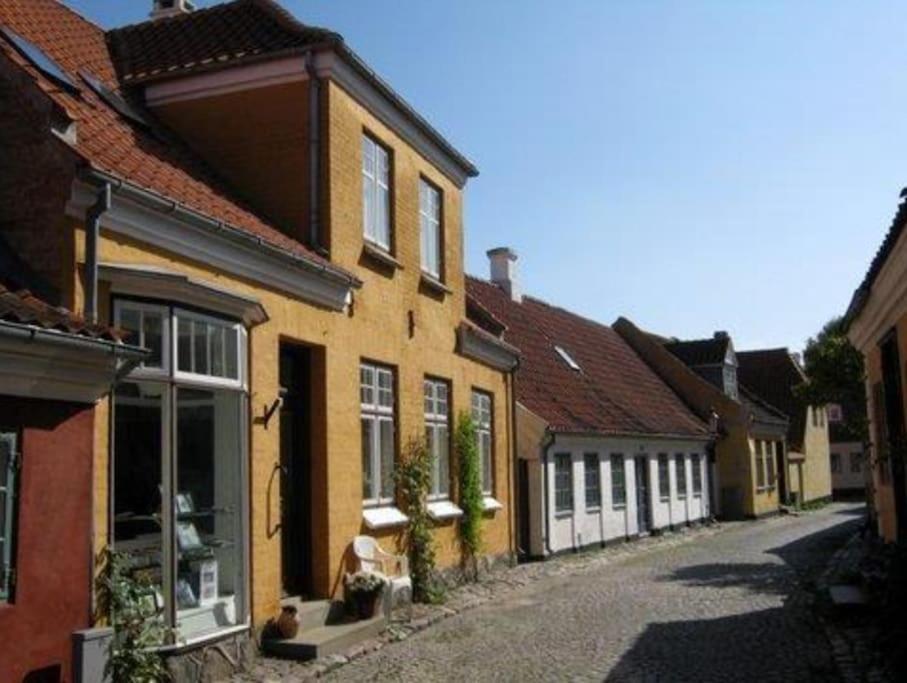 Skon Lejlighed I Aeroskobing. Apartamento Exterior foto